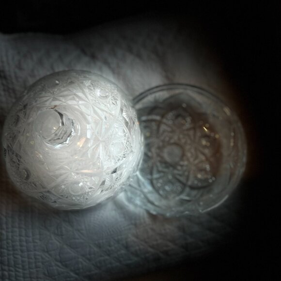 Crystal Pumpkin Bowl with Lid - Picture 4 of 6